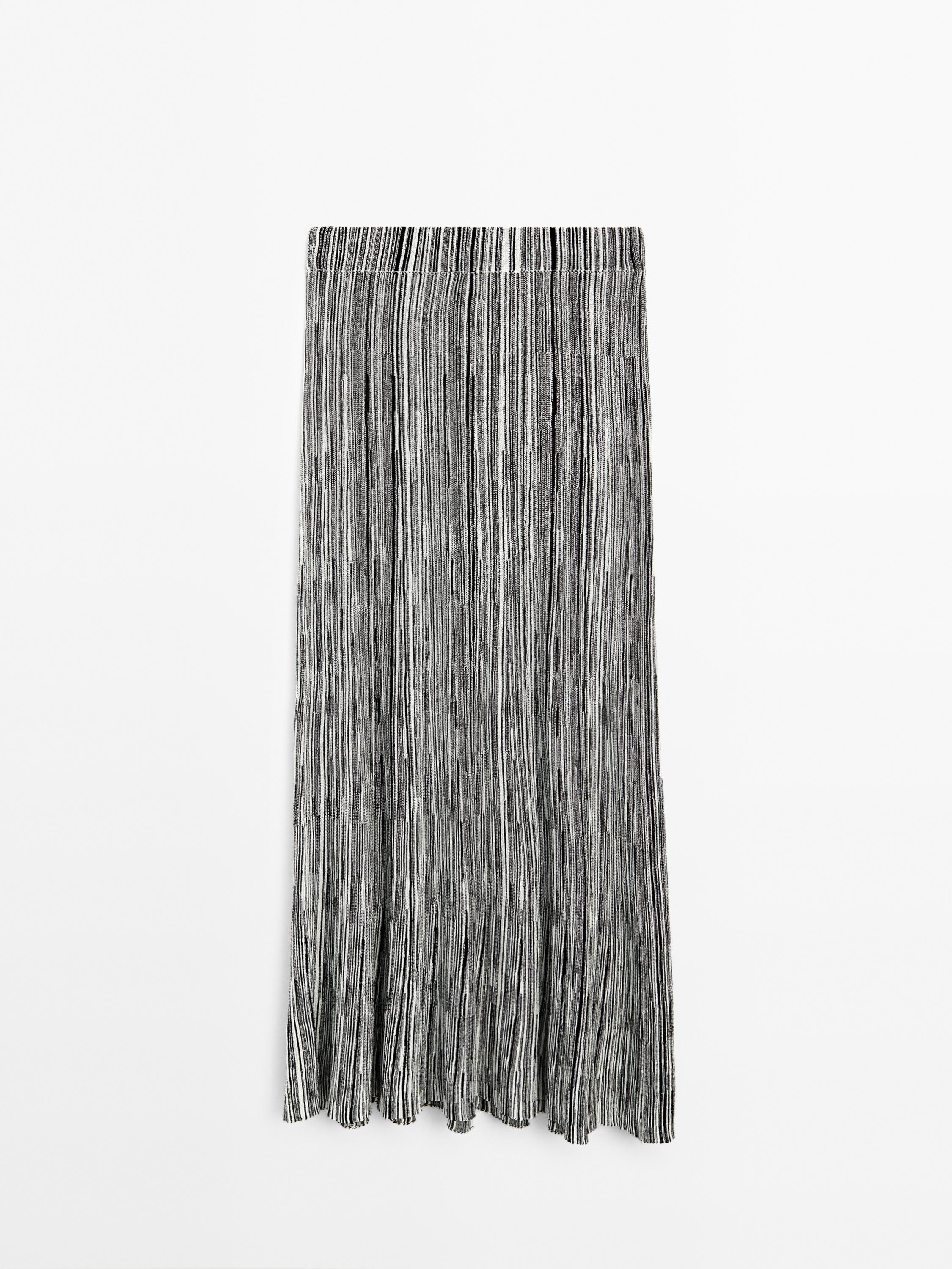 Long knit skirt with striped detail